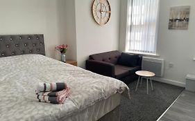 Bv Comfy Budget Studio At Quebec Street Bradford