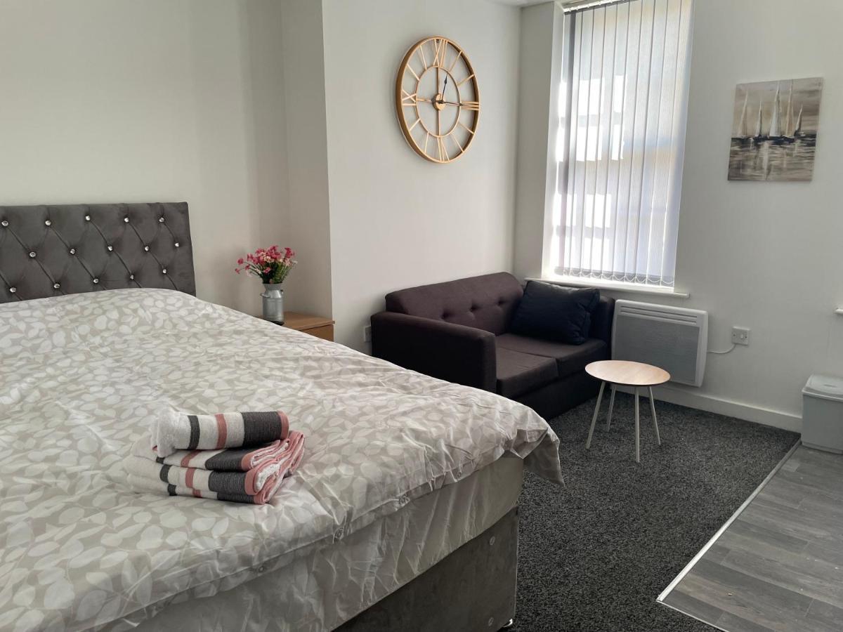 Bv Comfy Budget Studio At Quebec Street Bradford Bradford  Exterior photo