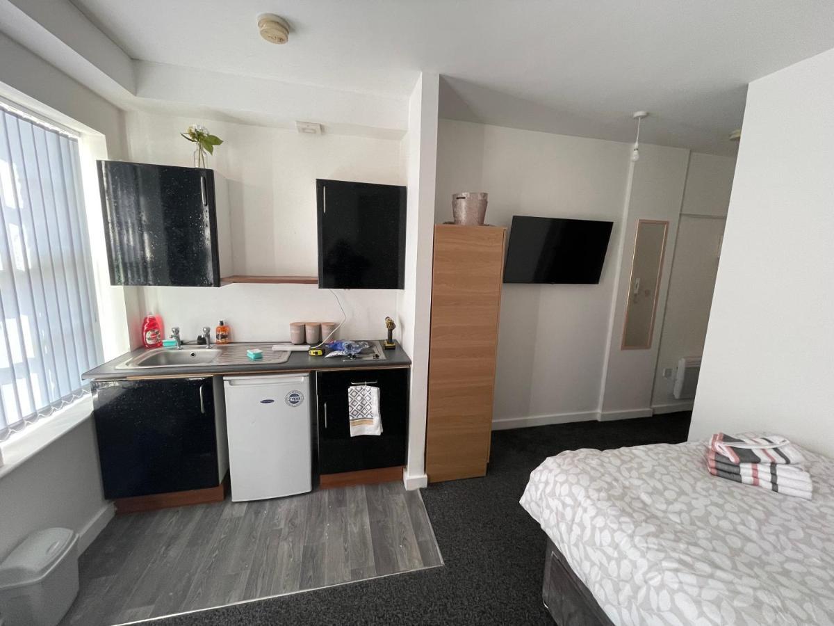 Bv Comfy Budget Studio At Quebec Street Bradford Bradford  Exterior photo